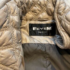 Womens feyem jacket. Size Medium. Beige. Very warm